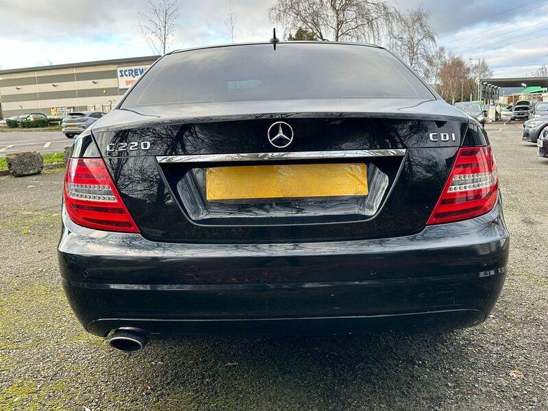 MERCEDES-BENZ C CLASS