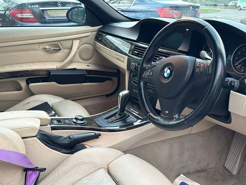 BMW 3 SERIES