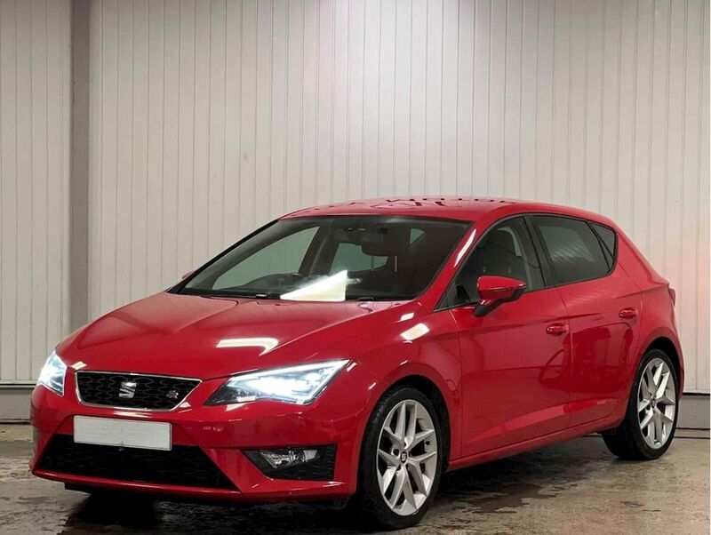 SEAT LEON