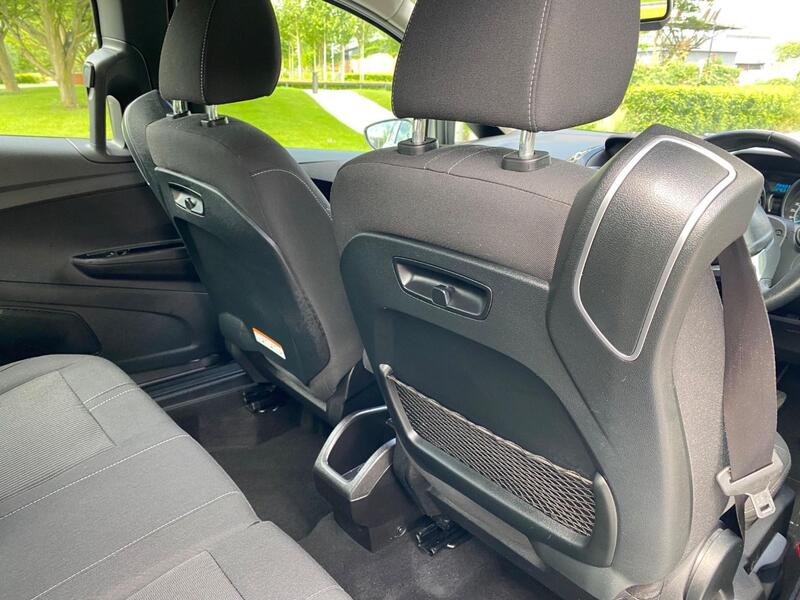 FORD B-MAX