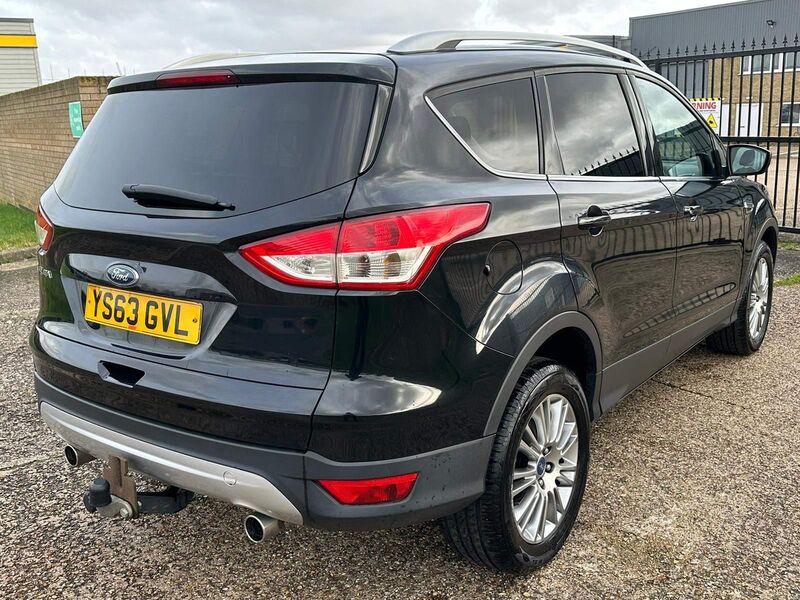 FORD KUGA