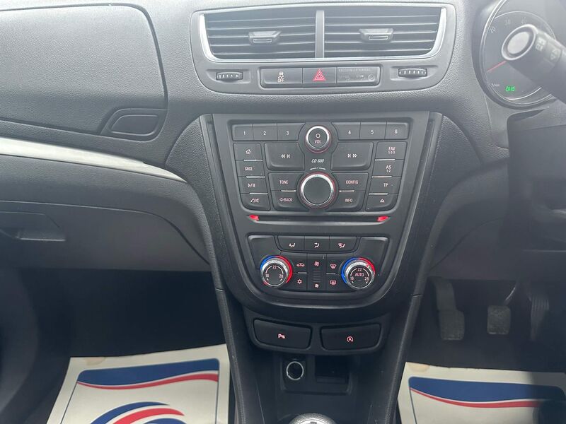 VAUXHALL MOKKA
