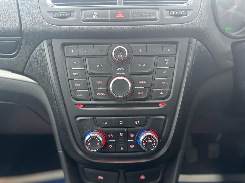 VAUXHALL MOKKA