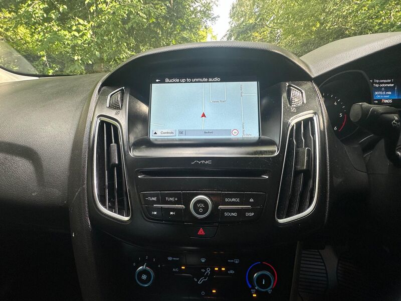 FORD FOCUS