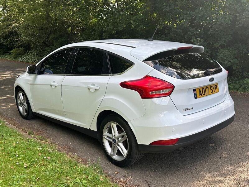 FORD FOCUS