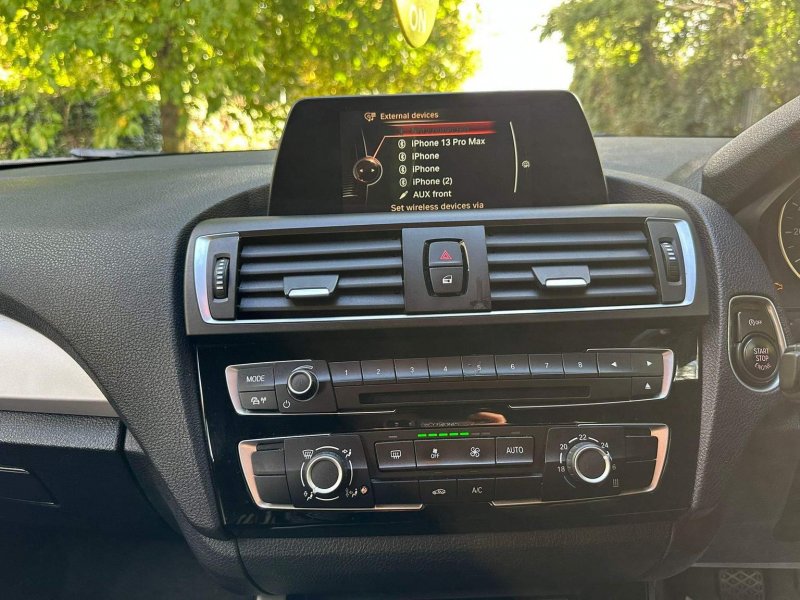BMW 1 SERIES