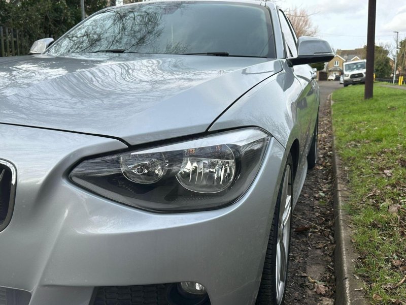 BMW 1 SERIES
