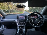 VAUXHALL INSIGNIA