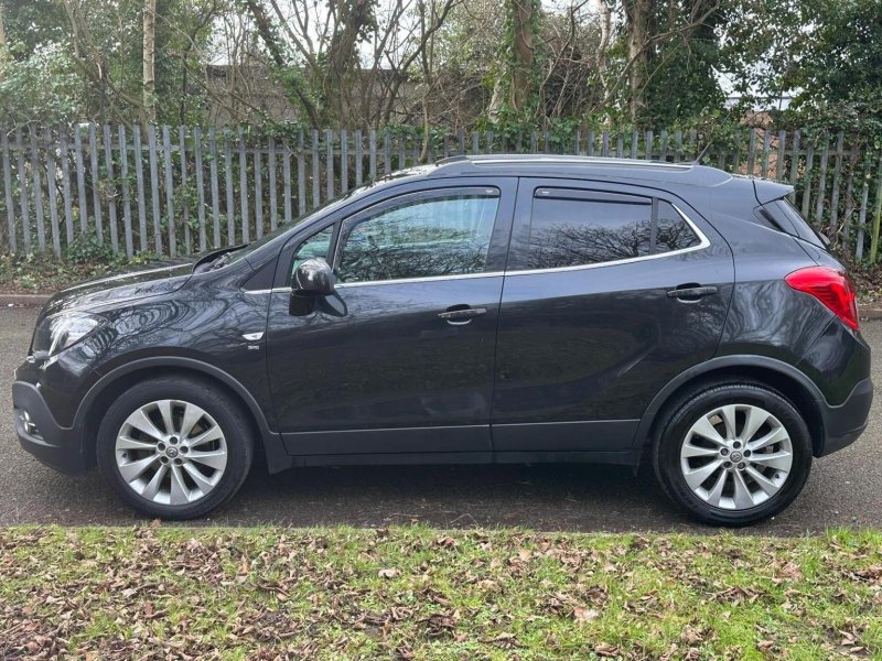 VAUXHALL MOKKA