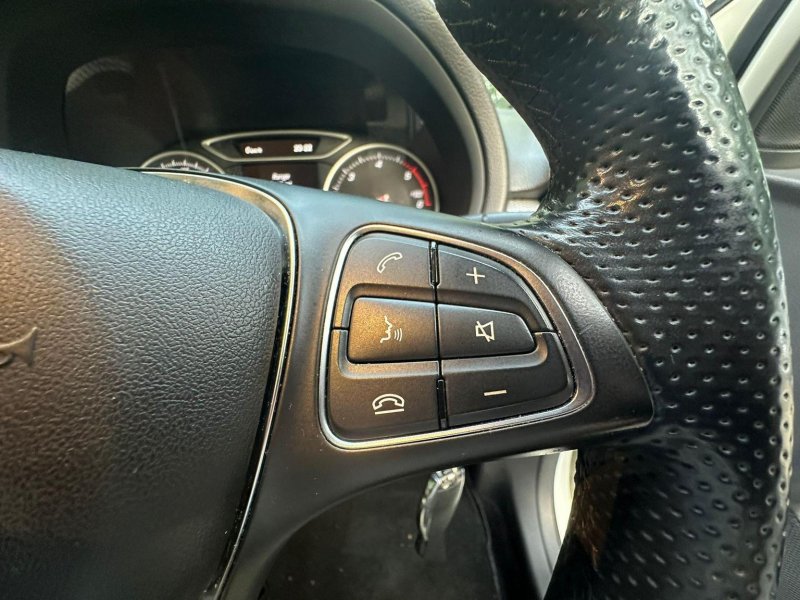 MERCEDES-BENZ B CLASS