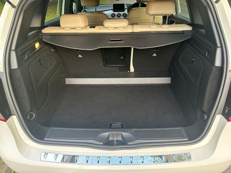 MERCEDES-BENZ B CLASS