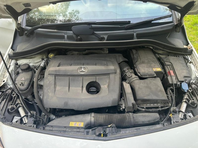 MERCEDES-BENZ B CLASS