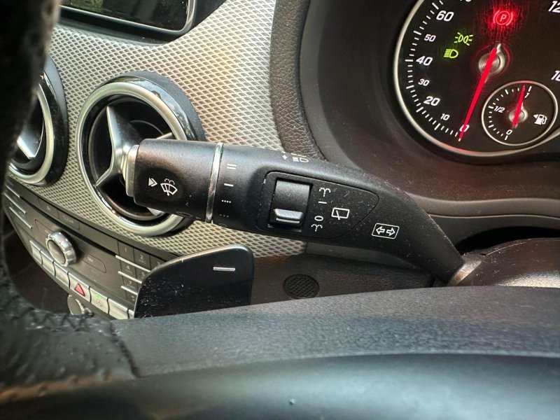 MERCEDES-BENZ B CLASS