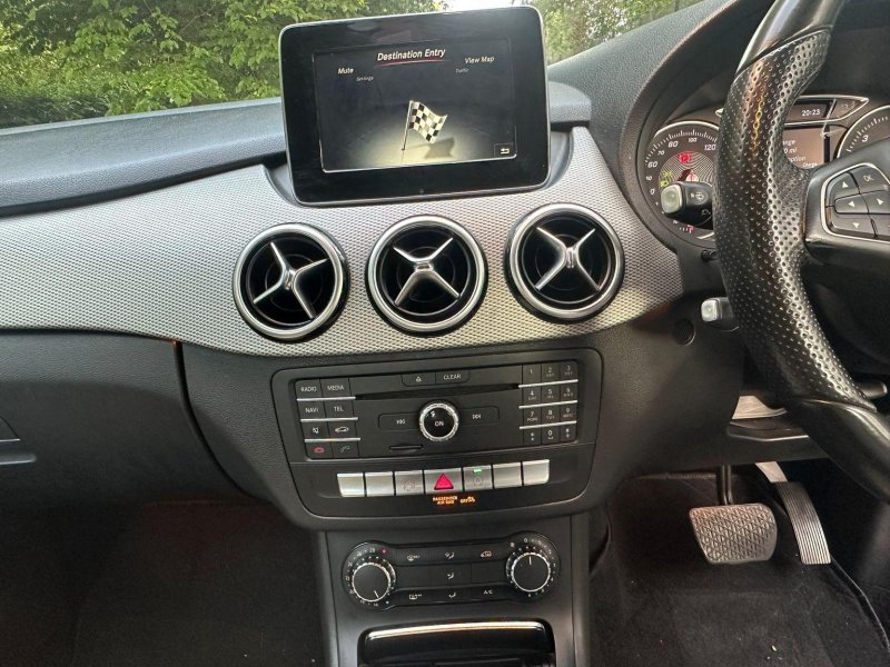 MERCEDES-BENZ B CLASS