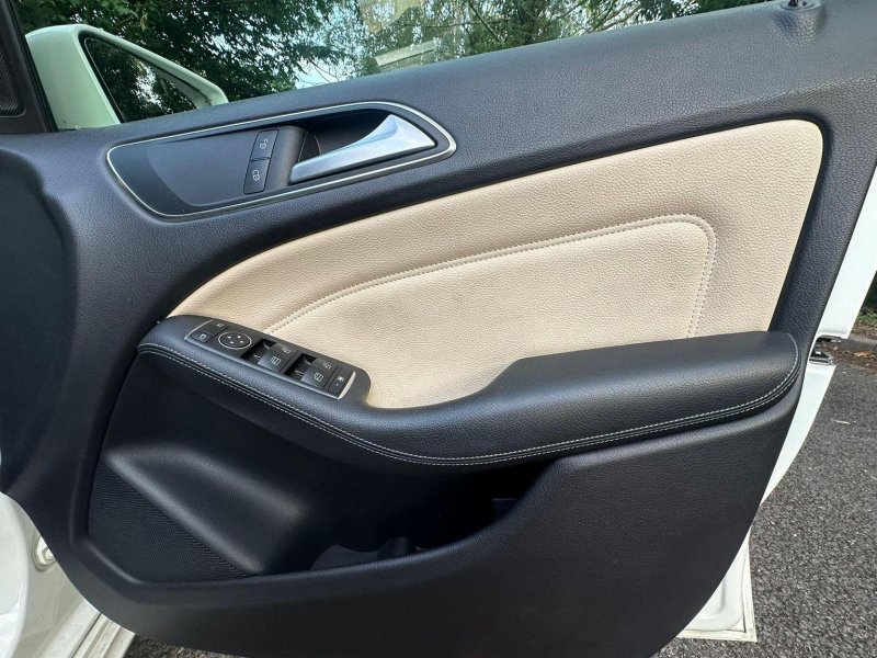 MERCEDES-BENZ B CLASS